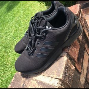 BLACK ADIDAS ZX FLUX J